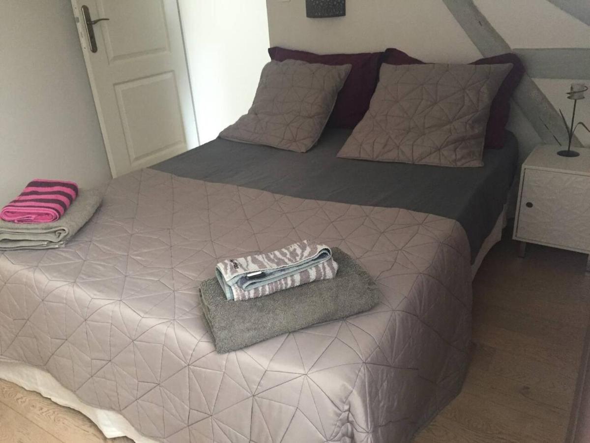 Appartement Cosy Entre Bosquet Et Beaumont 波城 外观 照片